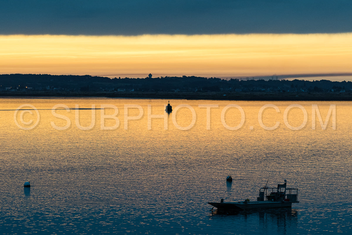 Photo de Lever de soleil sur le Croisic par temps nuageux