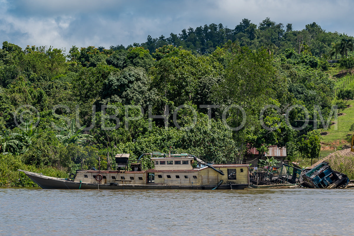 Wreck on the shore
