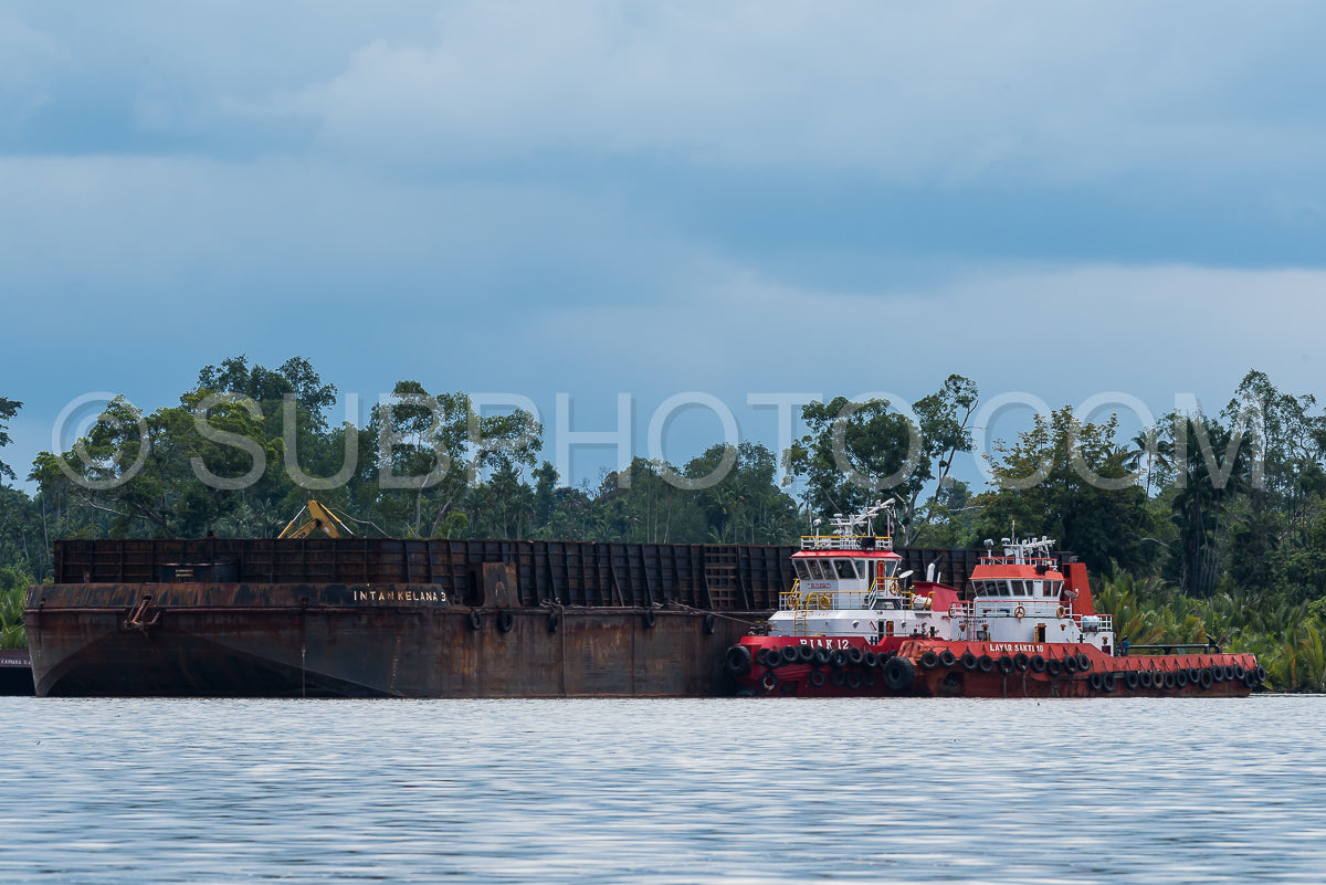 Tugboat for coal transportation in Berau- Kalimantan