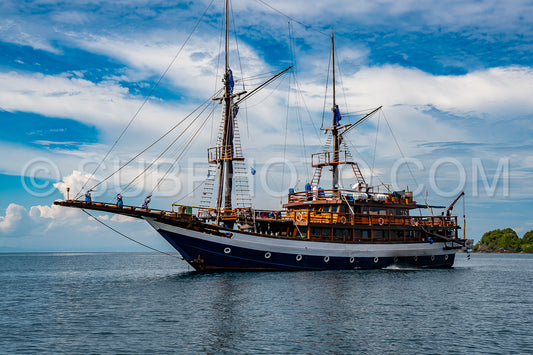 Photo de Bateau de plongée - Waigeo- Kri- Mushroom Island - Raja Ampat- Papouasie occidentale- Indonésie