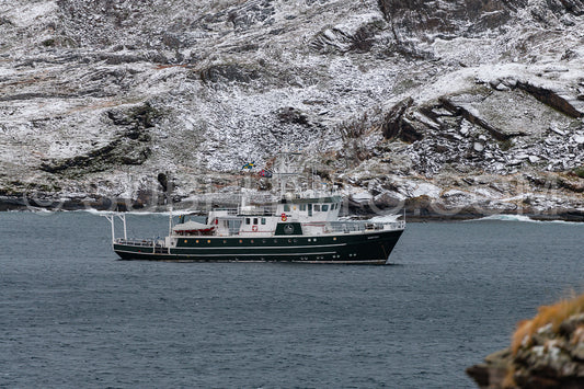 view of KvÃ¦nangen fjord from Seglvik village