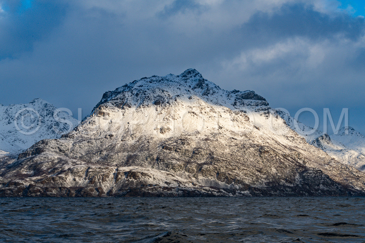 view of KvÃ¦nangen fjord from Seglvik village
